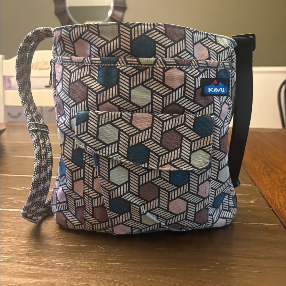 Kavu purse